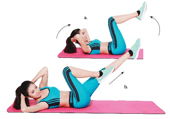 Eo thon, dáng chuẩn chỉ với 3 bài tập thể dục - 3 - Tư thế chuẩn bị, nằm ngửa, lưng thẳng sát mặt đất, hai tay lồng vào nhau đỡ đầu cao lên, nâng đầu gối vuông góc với lưng, áp sát vào ngực, hai bàn chân duỗi thẳng. (a)