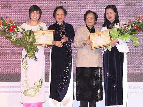 Nữ giáo sư toán học thứ 2 Việt Nam: Người phụ nữ có nghị lực phi thường! - 2 Nữ giáo sư toán học thứ 2 Việt Nam: Người phụ nữ có nghị lực phi thường! - 2