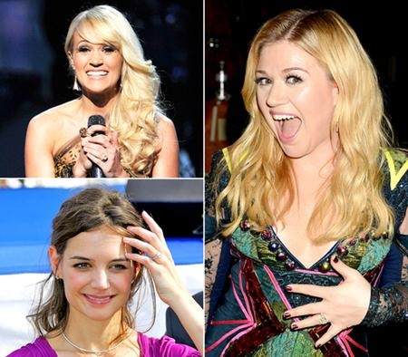 Katie Holmes, Carrie Underwood và Kelly Clarkson là ba người đẹp đã được bạn trai cầu hôn bằng một chiếc nhẫn kim cương 5 carat và tất nhiên, cả ba ngôi sao đều đã nói câu đồng ý.