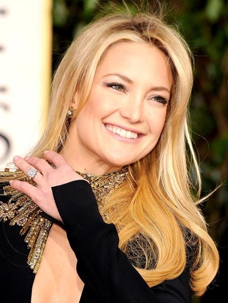 Khi còn đính hôn với thủ lĩnh nhóm nhạc Muse, Matt Bellamy, nữ diễn viên Kate Hudson đã đeo một chiếc nhẫn kim cương 9 carat tuyệt đẹp.