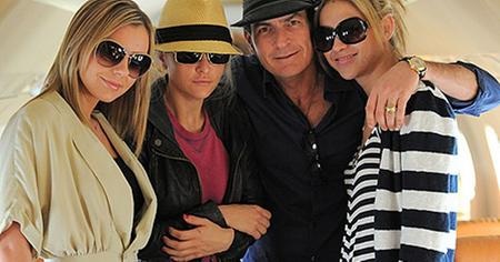Tiếp tục hẹn hò nhiều phụ nữ dù bị HIV, Charlie Sheen có thể phải ngồi tù - 2 Charlie Sheen đã qua lại với vô số phụ nữ