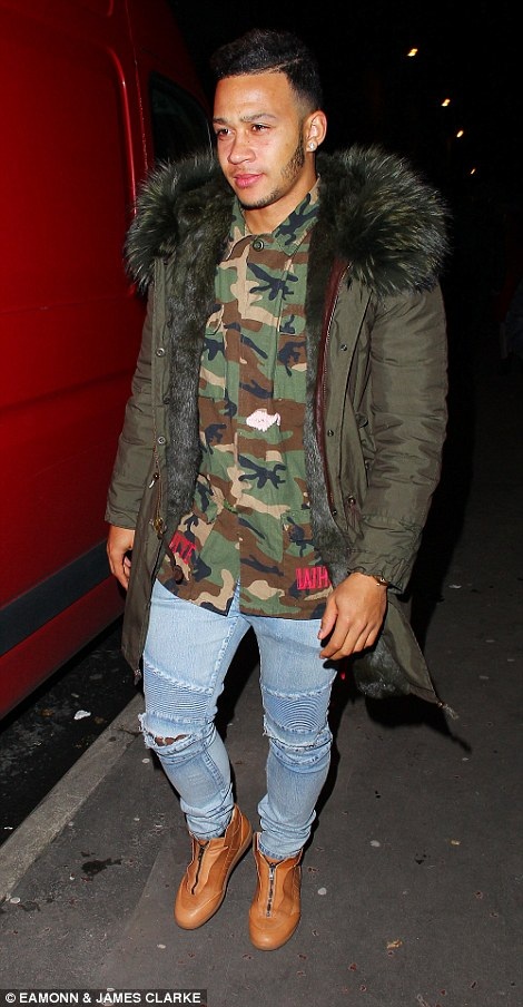 Chris Smalling tổ chức tiệc sinh nhật hoành tráng - 5 Phong cách ăn mặc của Memphis Depay có rất khác biệt.