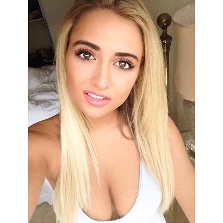 George nổi tiếng từ chương trình “The only way is essex”