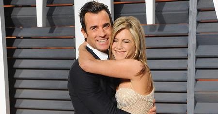 Hôm 5/8 năm nay, Jennifer Aniston và Justin Theroux đã tổ chức một lễ cưới cực kì bí mật tại dinh thự Bel Air, Los Angeles. Không chỉ qua mặt giới truyền thông, ngay cả khách mời trong lễ cưới cũng hết sức ngỡ ngàng vì cho rằng mình đang được mời tới dự sinh nhật của Justin. Sau đám cưới, Justin Theroux và Jennifer Aniston cũng đã “vi vu” đi nghỉ trăng mật ở hòn đảo Bora Bora xinh đẹp.