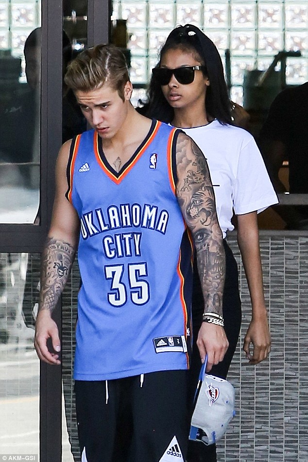 Justin Bieber có bồ mới? - 6
Mọi người nghĩ rằng Justin là người ngỗ ngược, cư xử không chuẩn nhưng sự thật thì không phải như vậy