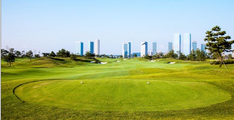 Những cuộc đối đầu đỉnh cao của thể thao thế giới tháng 10/2015 - 1 Sân golf Jack Nicklas nằm ngay trong trung tâm thành phố Incheon (HànQuốc) là nơi sẽ diễn ra The President Cup năm nay