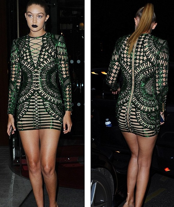 Choáng với trang phục xuyên thấu hở trước hở sau của Kendall Jenner - 10
Gigi Hadid - gương mặt quảng cáo của Guess và Maybelline.