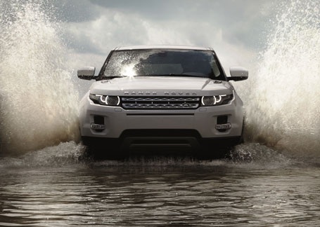 Khả năng lội nước đáng kinh ngạc của Land Rover - 1 Khả năng lội nước đáng kinh ngạc của Land Rover - 1