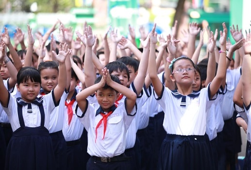 Luẩn quẩn học thêm - 1 Các em mong muốn mỗi ngày đến trường là một ngày vui.