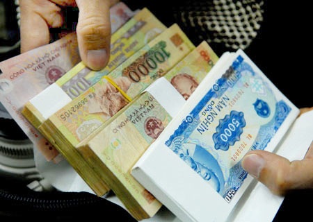 Lương tối thiểu: "Mức chênh về đề xuất tăng lương là bình thường!" - 1 Tăng lương tối thiểu luôn thu hút sự quan tâm của doanh nghiệp và người lao động.