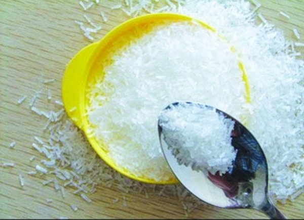 "Độc chiêu" nhận biết mì chính thật, giả - 1
Mì chính từ lâu đã là gia vị quen thuộc trong nhà bếp (Ảnh: Internet)