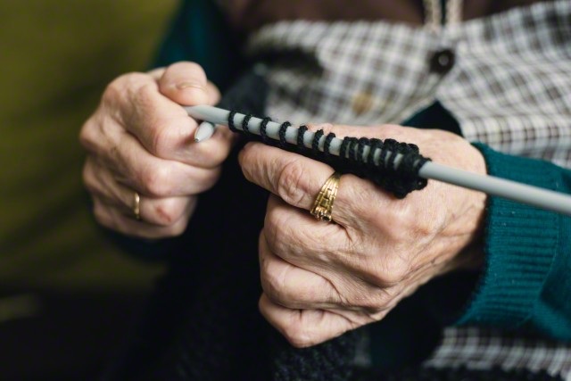 Người già cô đơn - 1 Người già cô đơn - 1