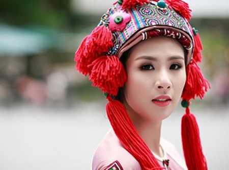 Chuyện kiếm tiền của Hoa hậu Ngọc Hân - 3 Chuyện kiếm tiền của Hoa hậu Ngọc Hân - 3