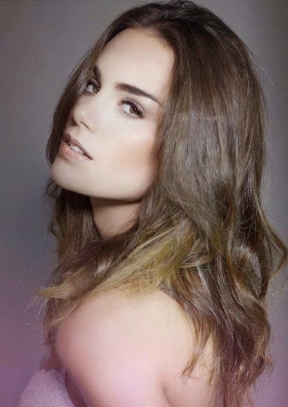 Vẻ quyến rũ đầy mê hoặc của tân hoa hậu siêu quốc gia - 5
Stephania Stegman là Á hậu 2 tại cuộc thi Hoa hậu siêu quốc gia của Paraguay vào năm 2011 và là đại diện cho quê hương mình tại cuộc thi Hoa hậu Quốc tế năm 2011 tổ chức tại Trung Quốc. Tuy nhiên, tại cuộc thi này, người đẹp không gây được ấn tượng mạnh mẽ.