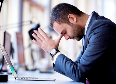 Có nên cạnh tranh chức phó phòng với đồng nghiệp khéo ứng xử? - 1 Tôi nên cạnh tranh hay buông xuôi? (Ảnh minh họa)