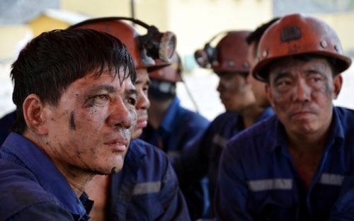 Quy định mới về tuổi nghỉ hưu và lương hưu - 1 Công nhân khai thác than, hầm lò có thể nghỉ hưu ở tuổi 50.