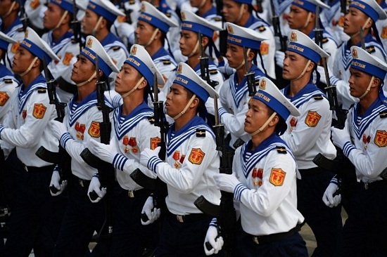 Chùm ảnh đẹp về cuộc diễu binh, diễu hành trên báo nước ngoài - 9 Chùm ảnh đẹp về cuộc diễu binh, diễu hành trên báo nước ngoài - 9