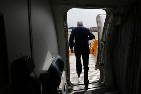 Chùm ảnh Ngoại trưởng Mỹ Kerry và tình cảm sâu đậm với Việt Nam - 2 Chùm ảnh Ngoại trưởng Mỹ Kerry và tình cảm sâu đậm với Việt Nam - 2