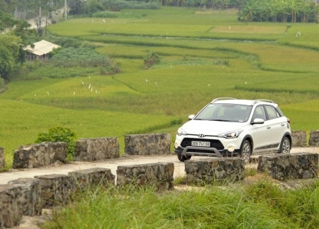 Hyundai i20 Active - Hoàn hảo cho gia đình trẻ - 1