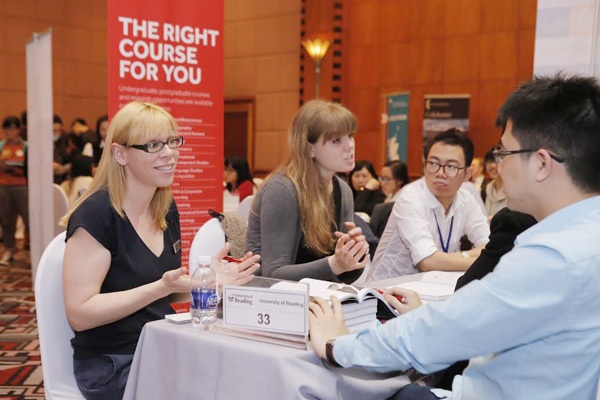 Mọi thông tin về chi phí, khóa học, bậc học, học bổng... đều được cung cấp tại eduFairUK