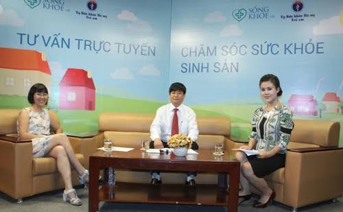 Tư vấn chăm sóc sức khỏe sinh sản và tình dục an toàn - 1
Một chương trình tư vấn trực tiếp về sức khỏe sinh sản của SongKhoe.vn