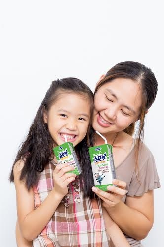 Uống sữa bổ sung vi chất với công thức tiên tiên ADM+, giúp bé yêu có đủ lượng vi chất cần thiết để chống còi xương, phát triển toàn diện về thể chất và trí tuệ.