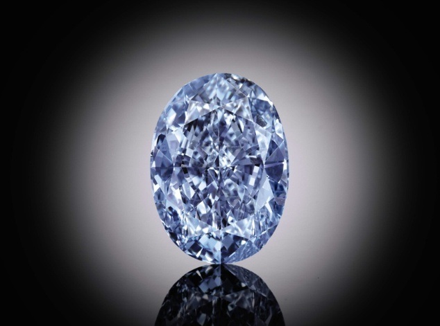 Viên kim cương xanh quý hiếm có thể trị giá 35 triệu USD - 1
Viên kim cương xanh 10,10 carat (Ảnh: AFP)