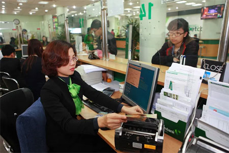Ngành ngân hàng góp phần thu hút đầu tư nước ngoài - 1 Ngành ngân hàng góp phần thu hút đầu tư nước ngoài - 1