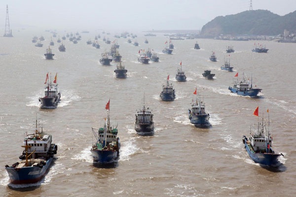 Trung Quốc trắng trợn nói hoạt động đánh bắt là bằng chứng về quyền hàng hải - 1
Các tàu cá Trung Quốc (Ảnh: Chinadaily)