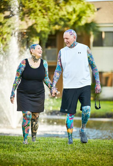 
Ông Chuck và bà Charlotte sở hữu số lượng hình xăm đồ sộ
