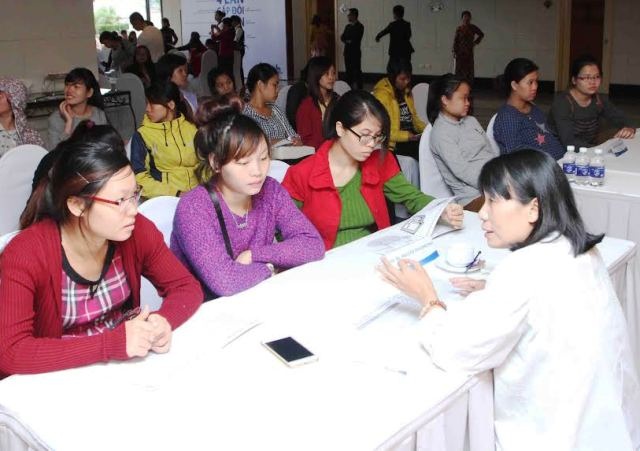 Cấp cứu vì uống 2 lít nước ngọt có ga mỗi ngày - 1 Bác sĩ tư vấn cho các bà bầu những thông tin về đái tháo đường thai kỳ tại BV Bạch Mai.