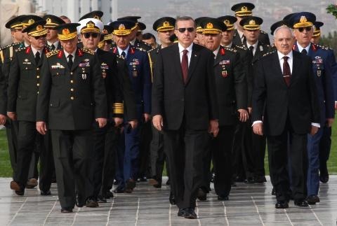 Đảo chính Thổ Nhĩ Kỳ thất bại: Lộ tin hay sập bẫy? - 2 Ông Erdogan đã chủ động giăng bẫy giới tướng lĩnh quân đội?