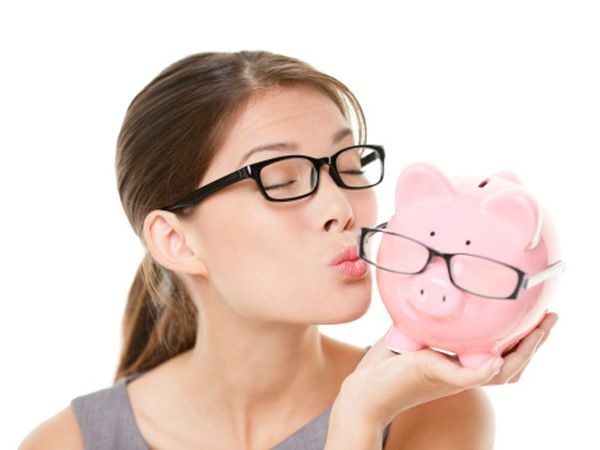 Lương 6 triệu ở Sài Gòn: Thừa tiền ăn chơi, gửi ngân hàng - 1 Chi tiêu chặt chẽ của cô gái trẻ đã khiến nhiều người ngạc nhiên (Ảnh minh họa)
