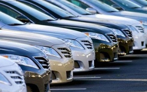 Ô tô xả hàng: Đại hạ giá trăm triệu đồng - 1
Nhiều mẫu ô tô có dung tích xi lanh từ 1.5L đến dưới 2.5L đang giảm giá mạnh
