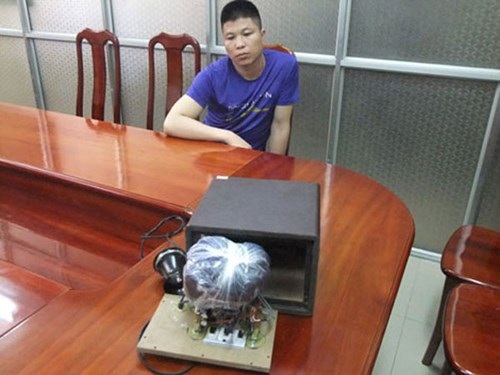Trốn viện tâm thần đi buôn ma túy - 1 Đối tượng Bảo và tang vật vụ án
