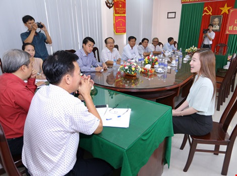 Buổi sơ tuyển diễn ra vào 25-6 tại Sở Công Thương tỉnh Hậu Giang. Ảnh: Hiền Thanh