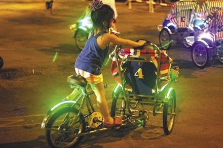 Hà Nội: Hốt bạc nhờ dịch vụ cho thuê đồ chơi - 1 Hà Nội: Hốt bạc nhờ dịch vụ cho thuê đồ chơi - 1
