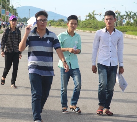 Theo các thí sinh đề thi môn Ngoại ngữ năm nay khó. (Ảnh: Xuân Sinh)