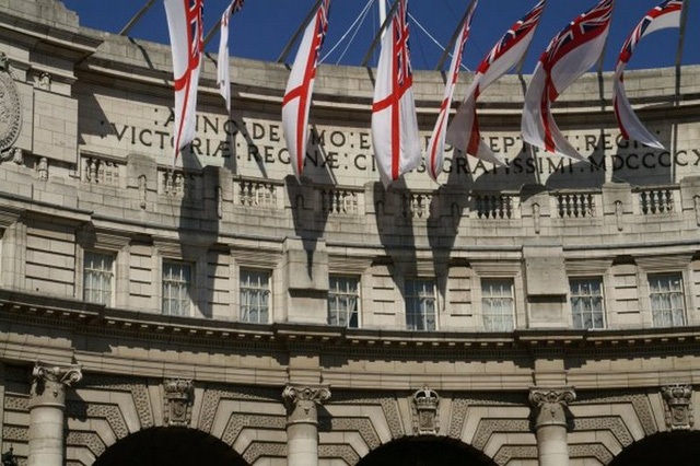 Căn hộ đắt đỏ nhất London được chào bán 200 triệu USD - 4