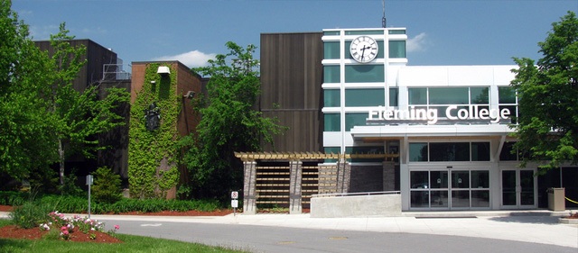 Giải đáp thắc mắc "Mở cánh cửa du học tới Anh, Mỹ, Canada" - 8
Cao đẳng Fleming Canada
