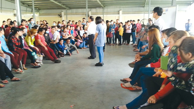 Quy định tùy tiện làm khó người lao động - 1 Những quy định tùy tiện, chồng chéo dễ gây ra mâu thuẫn, tranh chấp lao động. (Ảnh minh họa)
