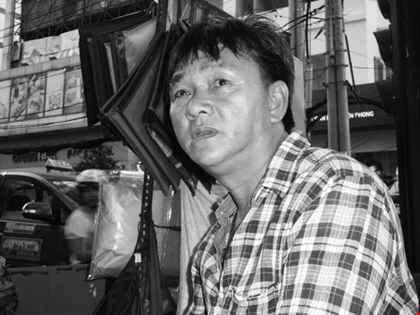 Chuyện chưa kể về người chỉ đường đến bệnh viện Từ Dũ - 1 Anh Nguyễn Văn Nam. Ảnh: NGUYỄN TRÀ.