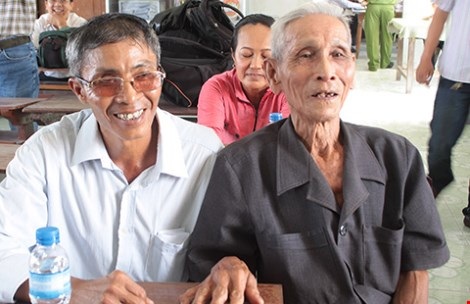 Ông Lá cười đó nhưng lòng vẫn còn héo úa sau 21 năm bị điều tiếng oan