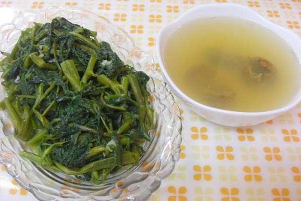 Uống nước luộc rau có cần ăn thêm rau xanh? - 1
Ảnh minh họa: TL