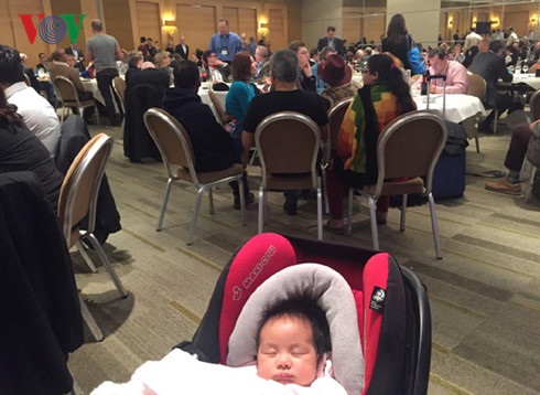 Con chị Chung cùng mọi người tập trung trong khách sạn Sheraton. Ảnh nhân vật cung cấp