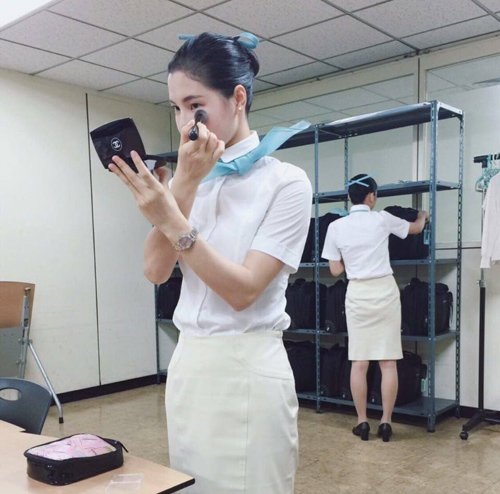 Cô gái Việt trở thành tiếp viên của hãng hàng không Hàn Quốc - 7
Thế nhưng, nhiệt huyết của tuổi trẻ đã không cho phép cô làm thế