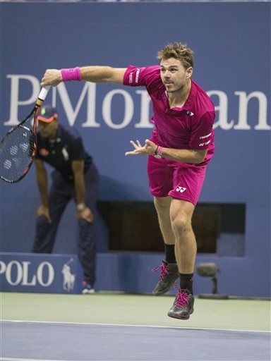 Nhìn lại chiến thắng ngọt ngào của Wawrinka trước Djokovic - 2
Hạt giống số 3 Stan Wawrinka thực hiện giao bóng