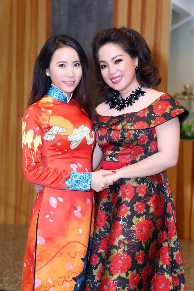 Lê Ngọc Thanh rạng rỡ bên Cẩm Vân, Minh Thảo - 5 Lê Ngọc Thanh rạng rỡ bên Cẩm Vân, Minh Thảo - 5