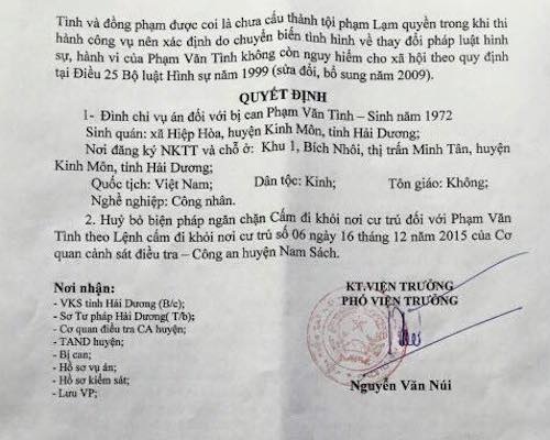 Khởi tố dân tội Lạm quyền: “Phải trả lời rõ có oan sai hay không?” - 2
VKSND huyện Nam Sách đã bất ngờ ra Quyết định đình chỉ vụ án với bị can Pham Văn Tình với lý do…chuyển biến và thay đổi của pháp luật!