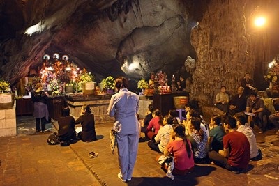 Trẩy hội chùa Hương mùa hoa gạo - 14 Trẩy hội chùa Hương mùa hoa gạo - 14